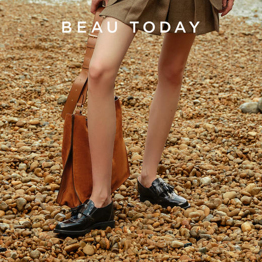 BeauToday 吊穗布洛克时尚复古低跟乐福鞋女鞋英伦风27188 商品图3