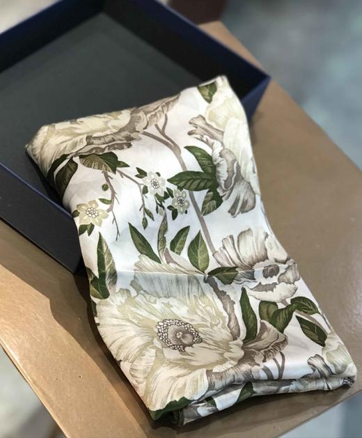 优品堂《清秀高雅》100％桑蚕丝110×110方巾 商品图13