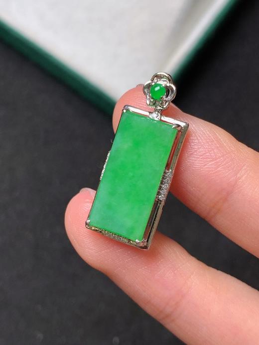 18k翡翠平安牌吊坠 商品图4