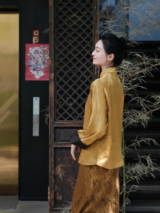 盛唐牡丹|钱币团花纹重缎香云纱对襟外套 商品图5