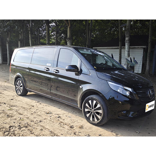 奔驰  V 260L 长轴距尊贵版【长租-北京】 商品图3