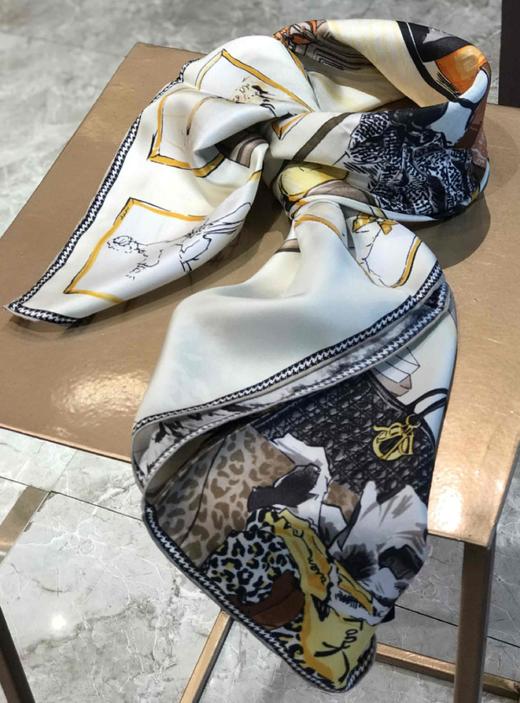 优品堂【清秀高雅2】90*90桑蚕丝斜纹绸方巾 商品图2