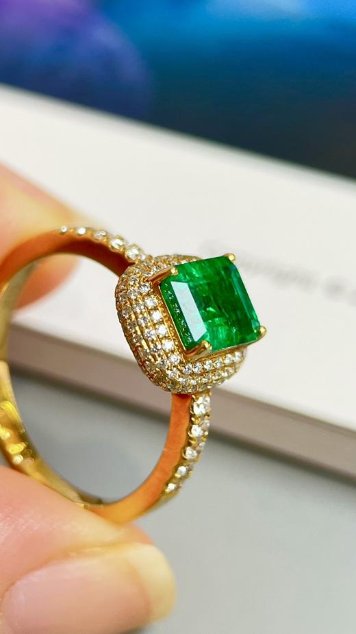 1.195克拉祖母绿戒指 商品图2