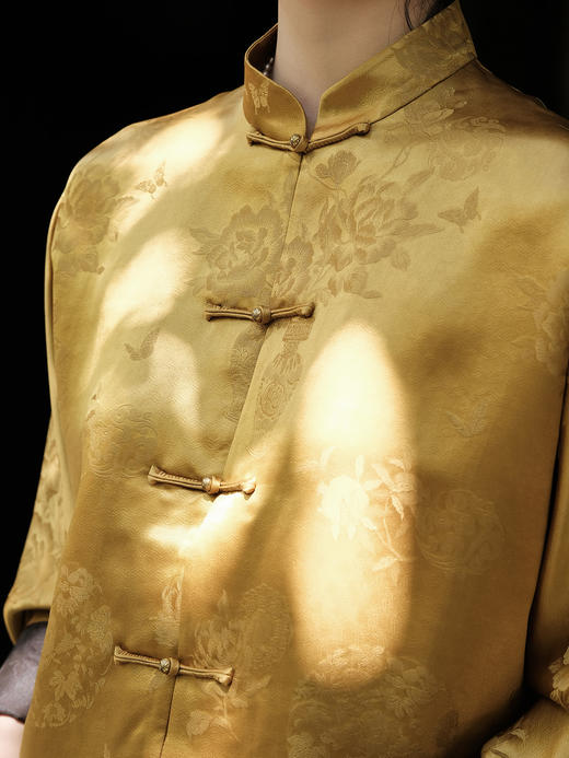 盛唐牡丹|钱币团花纹重缎香云纱对襟外套 商品图2