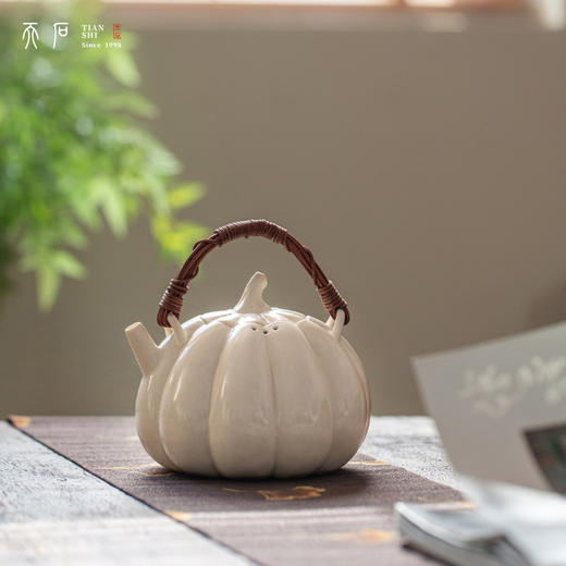 问鼎天石系列天石南瓜提梁壶（象牙黄）（缺货） 商品图3