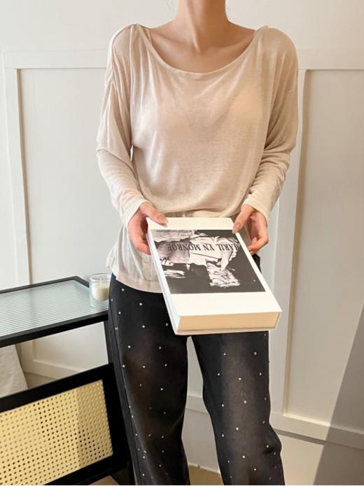 🔥谁懂温柔杀的含金量‼️49元到手【觉袈透气罩衫】 毫不费力的慵懒松弛感！温柔耐穿又减龄！上身秒变纸片人‼️ 一衣三穿=秋天当罩衫 商品图3