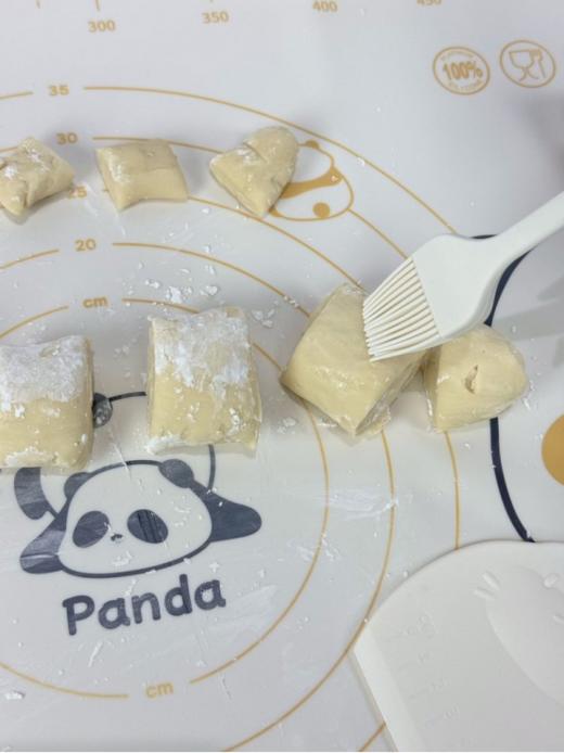 🥳🥳【双枪熊猫食品级硅胶揉面套装】🙅烘培达人都在用的揉面垫！🌟下单就送擀面杖、油刷、刮面刀、收纳袋 💦 商品图3