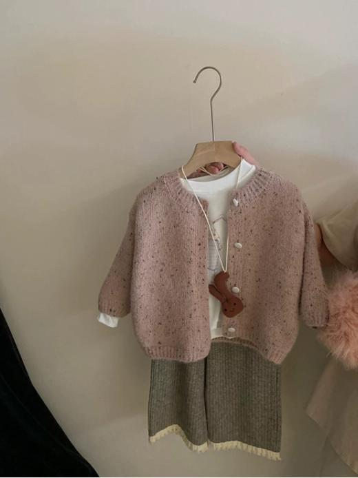 🌸🇰🇷韩代订单跟单款🤗【小懒熊点点毛衣套装】🍂早秋韩味感满满的开衫组合来咯⏩是一眼心动的毛衣开衫没错了 商品图4