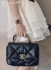 CHANEL香奈儿 19Bag 双链条 羊皮 口盖包手提包单肩斜挎包 女款 黑色（HH） 商品缩略图6