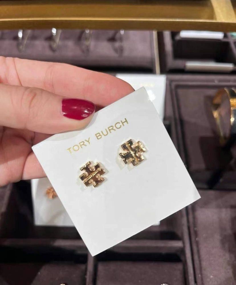 清囤货¥389🇺🇸✈️Tory Burch🌟TB经典款双T logo耳钉/宽版耳钉，简单百搭，金色