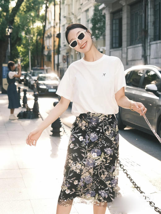 THS  9.15-无 alice yu重工刺绣半裙 一裙多搭刺绣铅笔裙 BK1155 商品图0