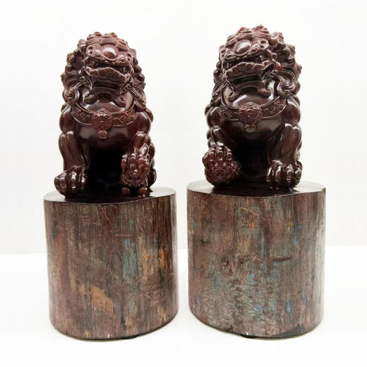 精雕狮子°小叶紫檀摆件 商品图0