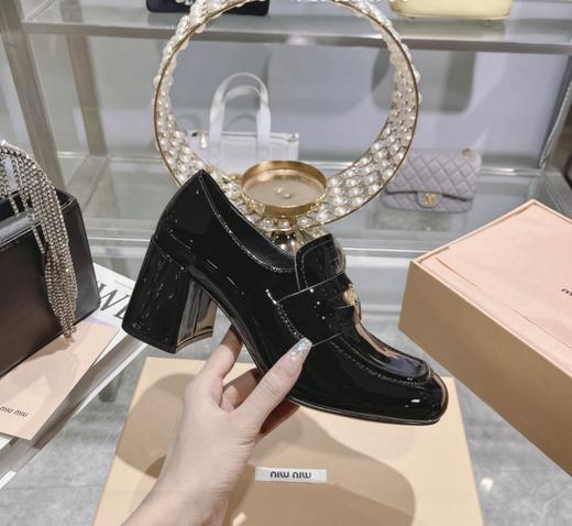 缪缪-全新金币乐福漆皮高跟鞋（HC） 商品图5