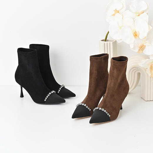 经典鲨2024年冬季款优雅尖头气质拼接水钻套脚单里短筒靴女KW198-D58221 商品图1