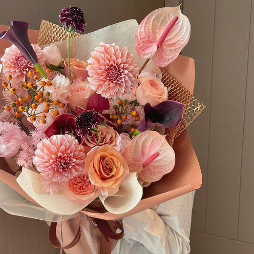 《等秋风》秋日氛围感奶油桃子马蹄莲花束 商品图1