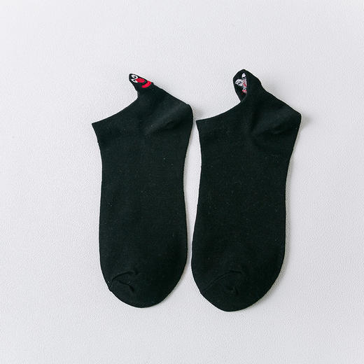 【19.9任选3双】日系可爱短袜 低帮浅口 刺绣设计 袜子女棉船袜日系短袜 浅口低帮刺绣袜 韩国可爱隐形搞怪袜子-QQ 商品图2