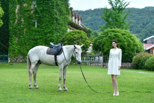 粉红玛琍 连衣裙 商品图0