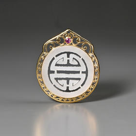 清代和田白玉团寿纹佩项坠