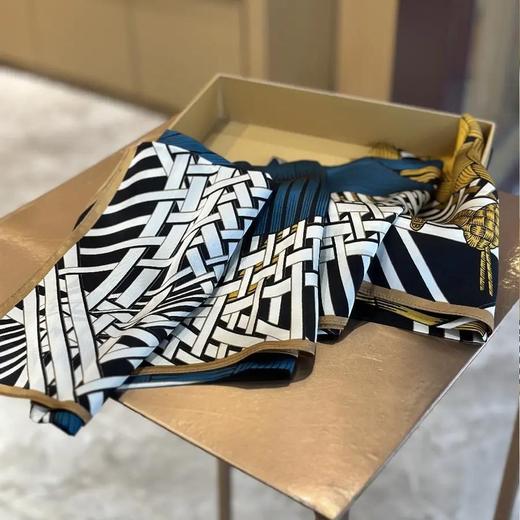 优品堂【花魁方巾】90*90桑蚕丝方巾 商品图3