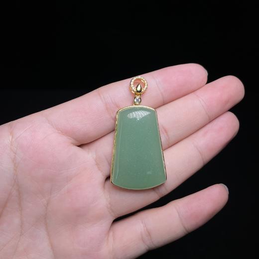 菲菲珠宝好*东陵玉吊坠-无事牌约48*24mm 商品图0