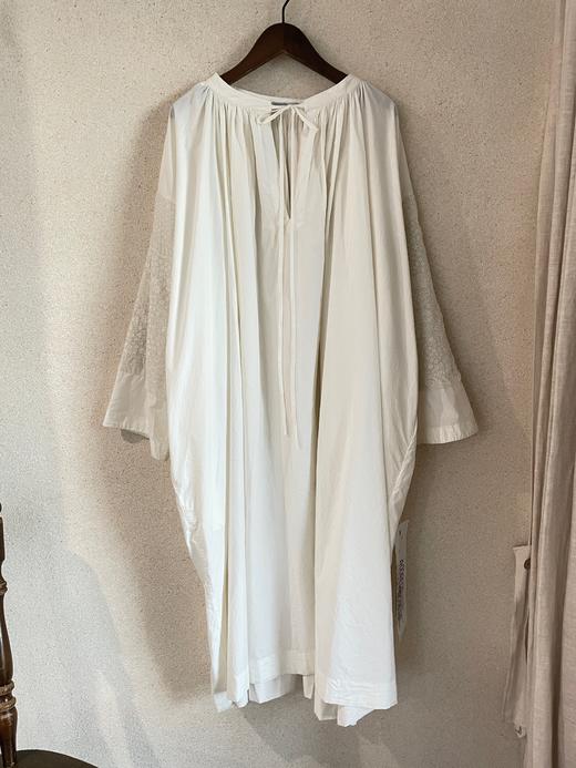 Aodress刺绣拼接连衣裙 商品图7