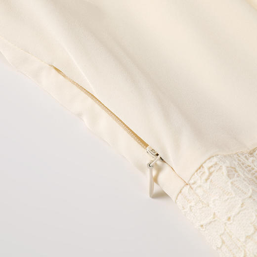 奢姿大码女装2024秋季气质蕾丝拼接裙子胖妹妹盘扣设计时尚连衣裙9943860347 商品图3