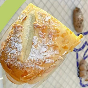 开心果乳酪欧包