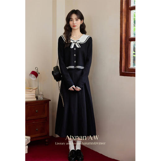 鹿向南「漫高艺术生」学院风针织衫女 商品图1