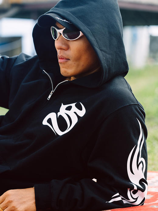 STA2024秋季哥特图腾拉链开衫帽衫 商品图3