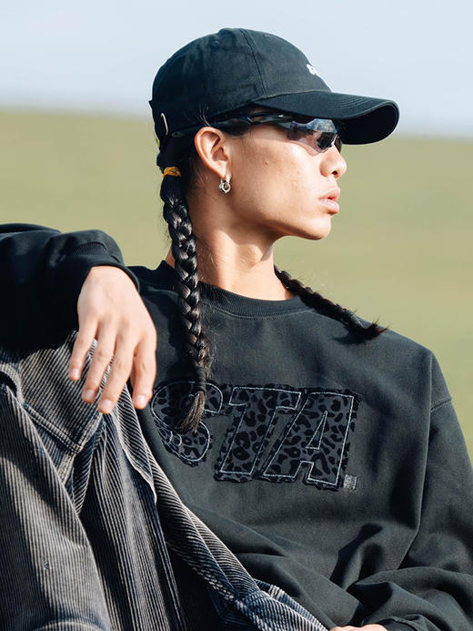 STA2024秋季经典基础蕾丝贴布刺绣卫衣 商品图3