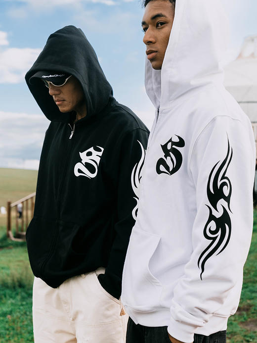 STA2024秋季哥特图腾拉链开衫帽衫 商品图9