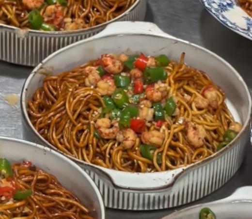 小龙虾拌面 商品图0