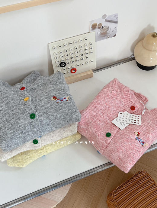 多巴胺刺绣小狗开衫 商品图2