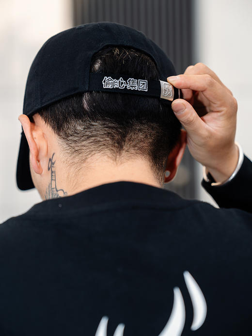 STA2024秋季偷心集团基础黑色弯檐棒球帽 商品图3