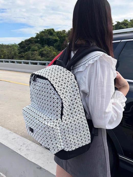 三宅一生背包（CB） 商品图8