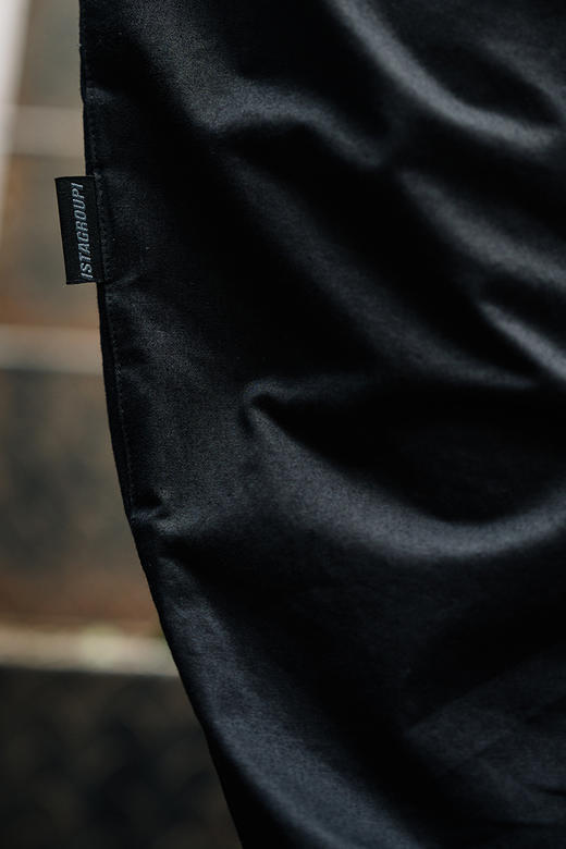 STA2024秋季偷心集团经典基础黑色休闲长裤 商品图4