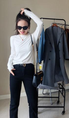 到手两件德芙轻柔亲肤基础打底衫