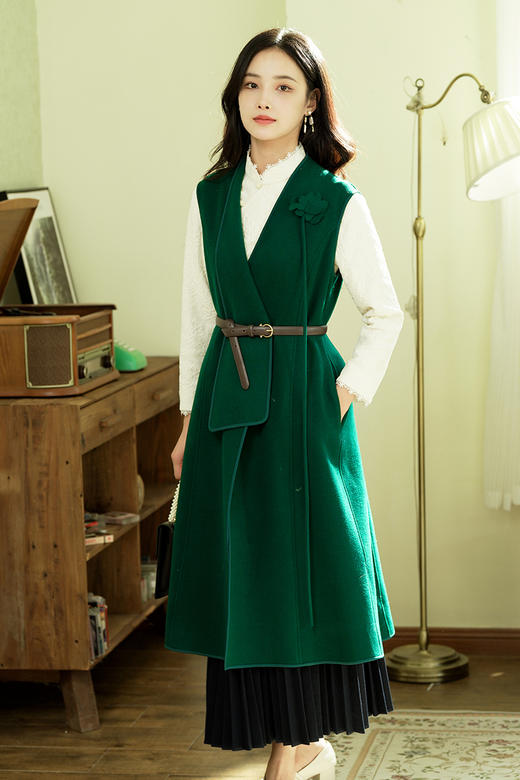 逸红颜明月优选 #羊毛双面呢马甲「如棠」，中式复古沉静美，实穿又能凹造型 商品图6