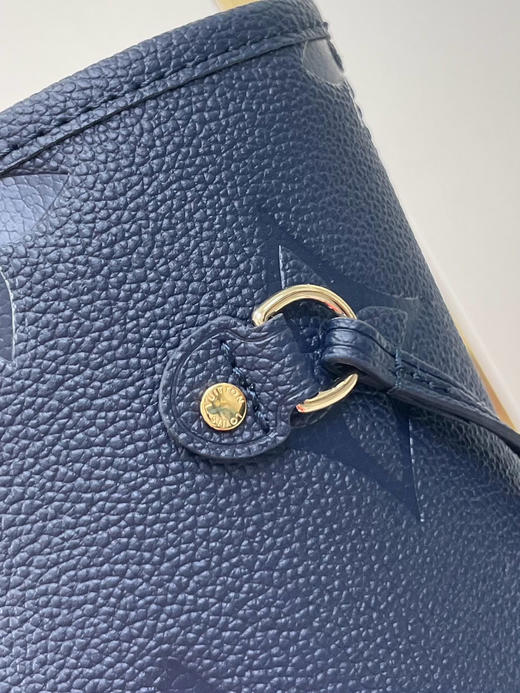 秋冬特惠💰1100 原单LV NEVERFULL 中号全皮购物袋M47143 尺寸：31×28×14cm 商品图5