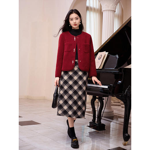 【年终特卖】熙世界皮毛一体仿羊羔毛麂皮绒短款外套女秋冬保暖红色夹克上衣 商品图4