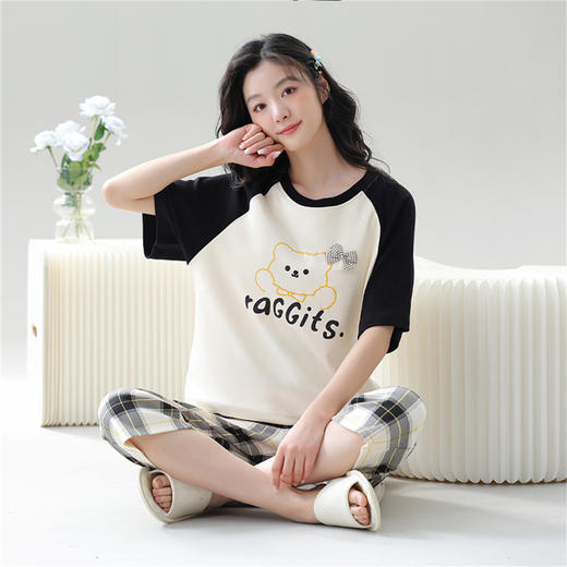 康妮雅女式短袖中裤套头套装 商品图1