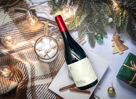 菲丽蕾普里米蒂沃红土单一园红葡萄酒