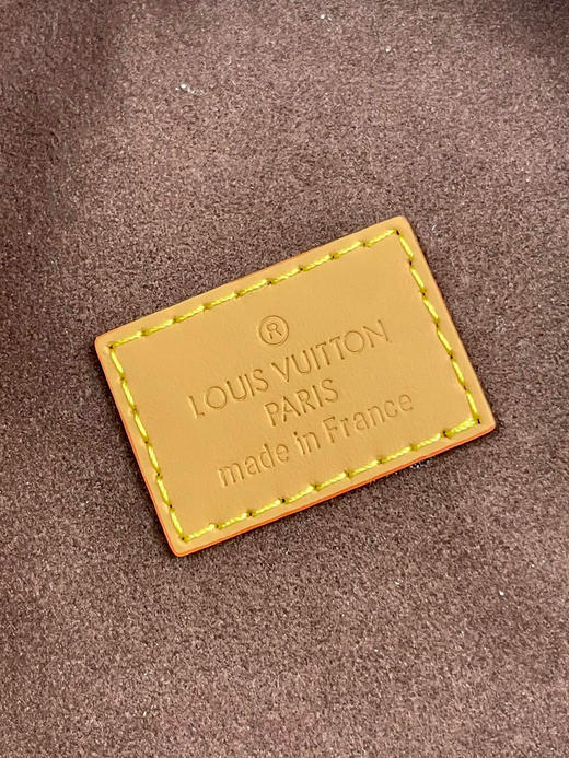 秋冬特惠💰820 原单LV NANO CANNES 老花圆筒包M82952 尺寸：14.5×14×12cm 商品图8