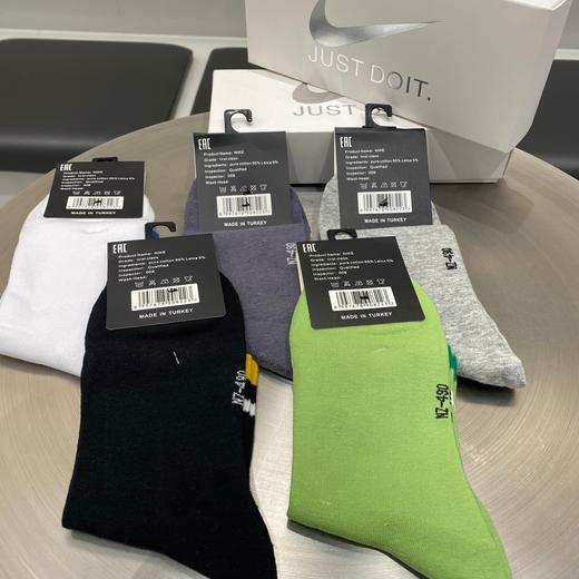 狠舒服 N*K*男袜礼盒袜 长袜五双装 商品图2