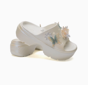 CROCS洞洞鞋 雪屋蝴蝶凉拖 白色210180-100