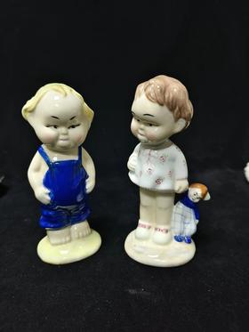 超级可爱罕见的一组雪莱陶瓷娃娃，在1999年专门为美国的雪莱收藏俱乐部定制款