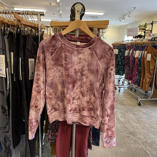 lululemon/露露乐檬 Warm Down 女士修身弹力排汗圆领套头短卫衣 商品图0