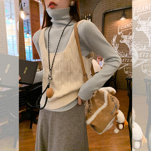 <曾小咸推荐>韩系气质高领打底衫杏色毛织背心套装 商品图3
