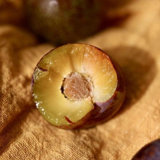 【中秋好礼】石家庄优选仓库速达，半坡阳光☀️黑珍珠脆李，又脆又甜，果肉会自动脱核，清香可口，味道浓郁，净重3斤礼盒装 商品图7