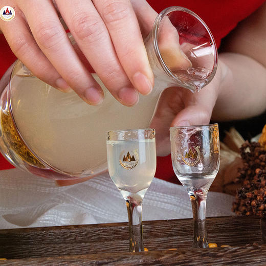 【买10送1】莫府御酒荣耀尊享（15年） 洞藏原浆 商品图5